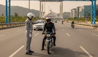 حکومت کا اسلام آباد میں موٹرسائیکل ٹرانسفر فیس ختم کرنے کا اعلان