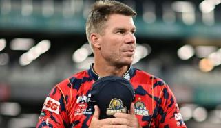 ڈیوڈ وارنر پر شراب پی کر ڈرائیونگ کرنے کے الزام پر مقدمہ درج