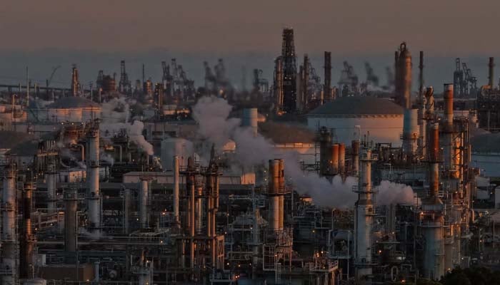 Oil prices plunge globally after US-Iran ceasefire: Check latest prices and forecast