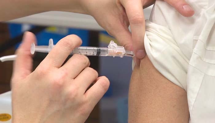 Flu shot cuts kids’ illness by up to 60%, study finds