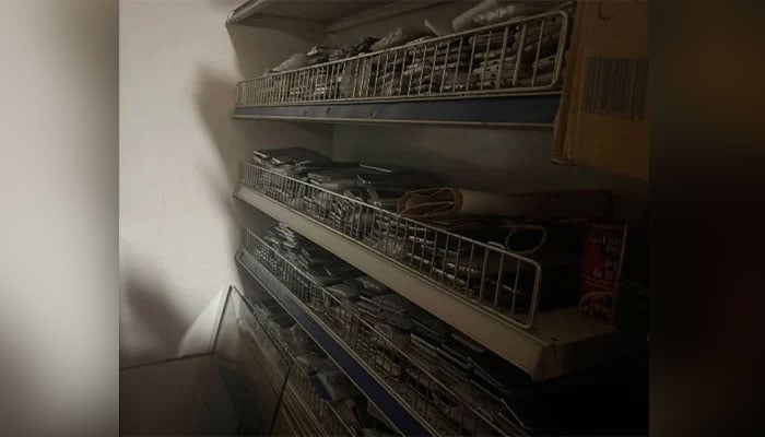 برطانیہ: موبائل فون چوریوں کیخلاف پولیس کارروائی، 4 افراد گرفتار، 500 مسروقہ فون ضبط