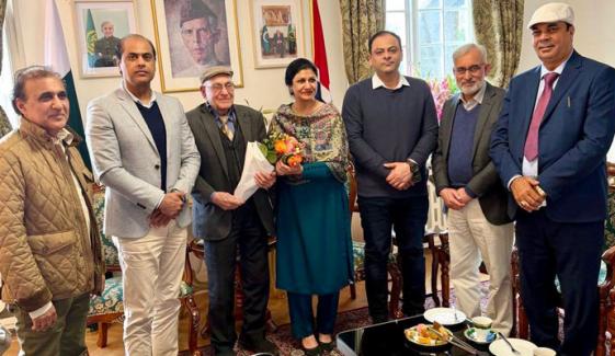 ناروے: امریکا ایران جنگ بندی پر پاکستانی سفارتخانے میں خوشی کا سماں