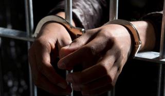 کراچی: ڈکیت گروپوں کو کرائے پر اسلحہ دینے والا شخص گرفتار