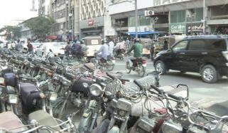 کراچی: 1 ماہ میں 3 ہزار موٹر سائیکلیں، 140 گاڑیاں چوری