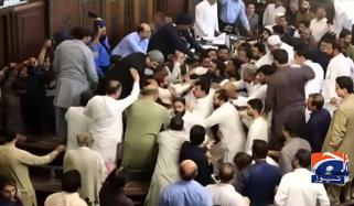 جماعت اسلامی اور پیپلز پارٹی کے ارکان میں ہاتھا پائی