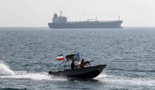 آبنائے ہرمز سے 24 گھنٹوں میں 4 خشک مال بردار جہاز گزرے ہیں، شپنگ ڈیٹا