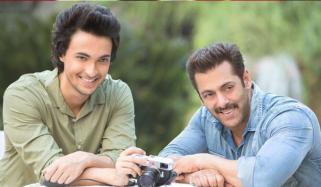 والد نے کہا میں تمہیں اسکرین پر دیکھنے کے 50 روپے بھی نہیں دوں گا، آیوش شرما