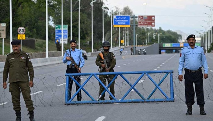 اسلام آباد: مختلف اوقات میں ٹریفک ڈائیورشن پلان ترتیب