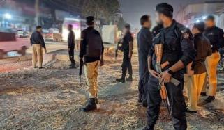 ٹنڈوجام: مبینہ پولیس مقابلہ، مسافر بس لوٹنے والے 4 ملزمان ہلاک