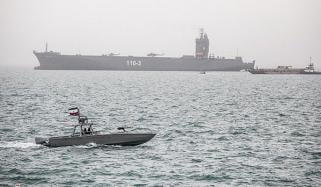 ایرانی فورسز کی دھمکی پر امریکی جنگی بحری جہاز آبنائے ہرمز سے واپس لوٹ گیا