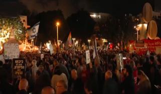 اسرائیل میں حکومت کے خلاف مظاہرہ، تمام جنگیں روکنے کا مطالبہ