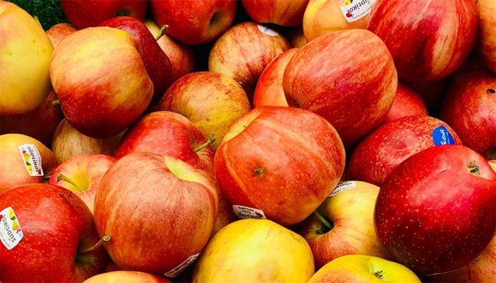 صبح خالی پیٹ دو سیب کھانا جگر کی صحت کو برقرار رکھنے کاموثر طریقہ ہے، ماہر صحت