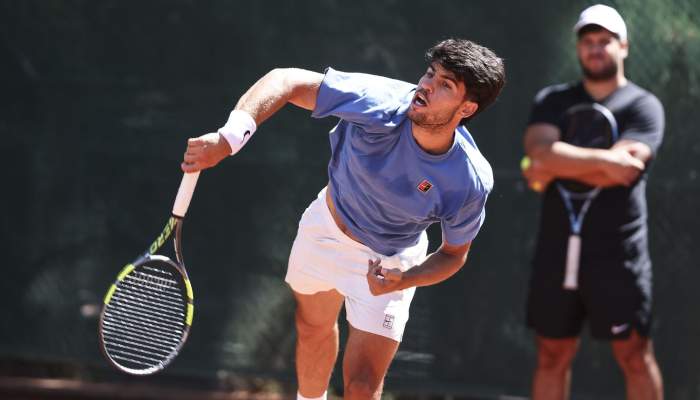 Carlos Alcaraz overcomes injury scare to win Barcelona Opener after Sinner loss