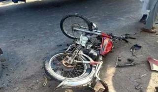 کبیروالا: ٹریلر کی موٹرسائیکل کو ٹکر، 3 افراد جاں بحق