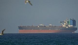 ناکہ بندی کے باوجود چینی ٹینکر آبنائے ہرمز سے گزرنے میں کامیاب