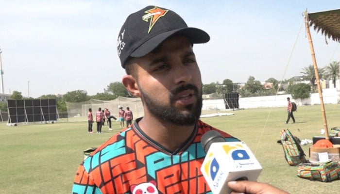 انٹرنیشنل کھلاڑیوں کی روٹین، ڈسپلن اور پریکٹس کے طریقہ کار کو اپنانے کی کوشش کرتا ہوں، عبداللّٰہ فضل - فوٹو: جنگ