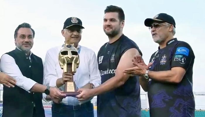 روسو کی پی ایس ایل میچز کی سنچری، یہ اعزاز پانے والے پہلے غیرملکی کرکٹر بن گئے