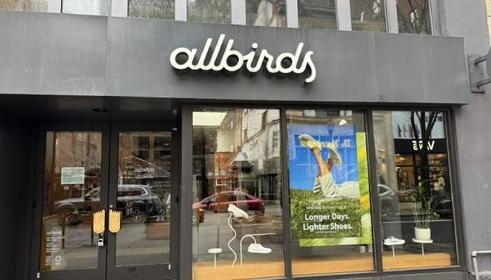 Allbirds stock surges 700% after struggling shoemaker rebrands as AI firm