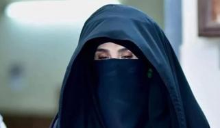 پمز اور الشفا آئی ٹرسٹ اسپتال کے ڈاکٹرز کا اڈیالہ جیل میں بشریٰ بی بی کی آنکھوں کا معائنہ