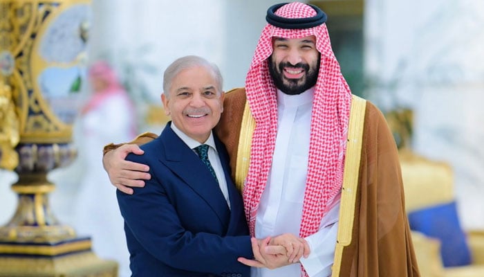 وزیراعظم شہباز شریف کی سعودی ولی عہد سے ملاقات، خطے کی تازہ صورتحال پر گفتگو