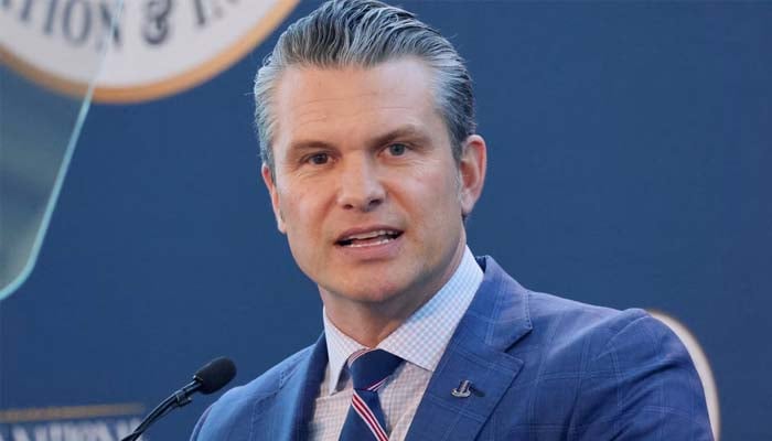 US warns of Iran strikes as blockade tightens and talks falter