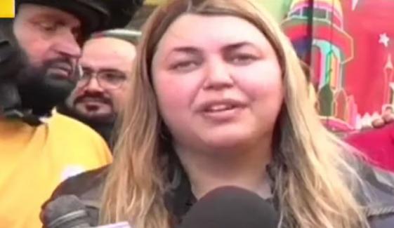 پاکستانی نژاد خاتون بائیکر کا منفرد کارنامہ، یورپ سے ہزاروں کلومیٹر سفر کرکے وطن پہنچ گئیں