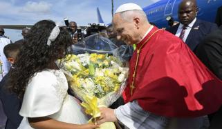 دنیا چند ظالم حکمرانوں کے ہاتھوں تباہ ہو رہی ہے، پوپ لیو