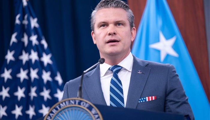 امریکی وزیرِ دفاع پیٹ ہیگسیتھ —فوٹو بشکریہ بین الاقوامی میڈیا