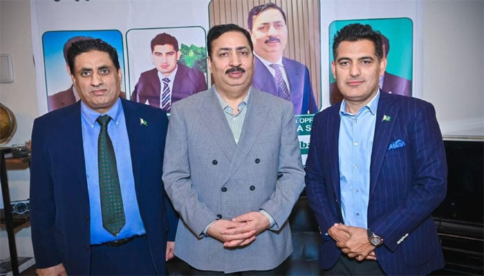 اسد نواز خان اوورسیز پاکستانیز فاؤنڈیشن کے ایڈوائزر مقرر، ملک نور اعوان کی مبارکباد