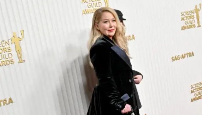 Christina Applegate faces health concerns amid MS battle