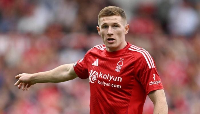 Nottingham Forest star Elliot Anderson mourns sudden death of mother