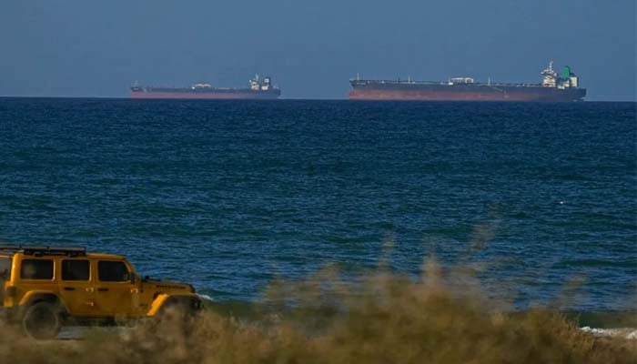 Iran reopens Strait of Hormuz amid Israel-Lebanon ceasefire