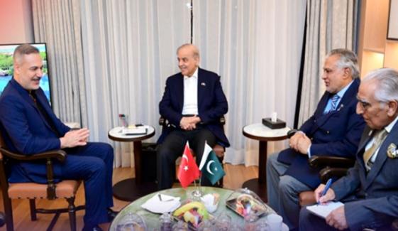 وزیرِاعظم شہباز شریف کی ترک وزیر خارجہ سے ملاقات