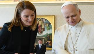 پاپ لیو کی حمایت، یورپین پارلیمنٹ کی صدر نے پارلیمنٹ سے خطاب کی دعوت دیدی