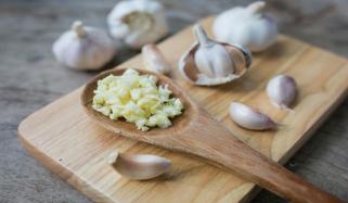 کچے لہسن کے دل سے ہاضمے تک کی صحت پر حیران کن فوائد
