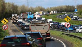 برطانیہ: بغیر انشورنس چلائی جانیوالی ایک لاکھ 60 ہزار گاڑیاں ضبط