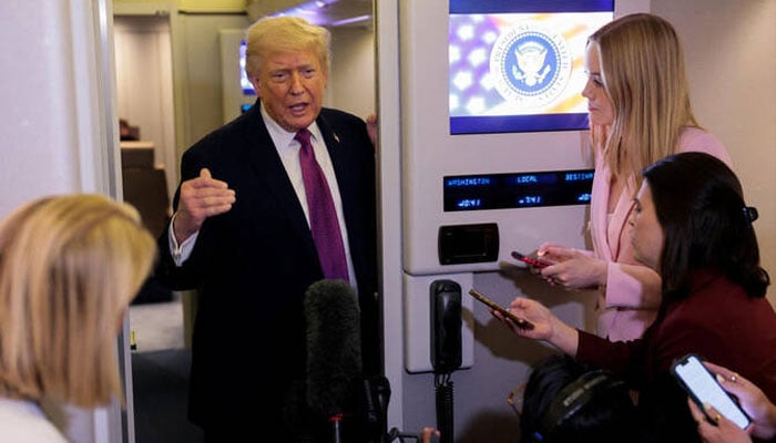 بدھ تک کوئی معاہدہ نہ ہوا تو ایران کیساتھ جنگ بندی ختم کر سکتا ہوں: ٹرمپ