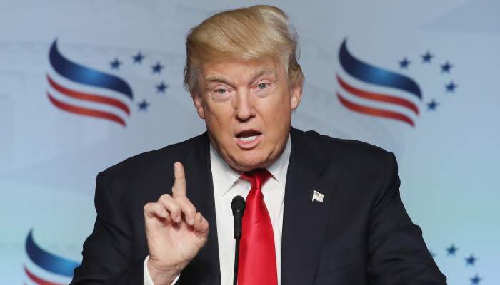 Trump threatens renewed strikes on Iran as IRGC shuts Strait of Hormuz again