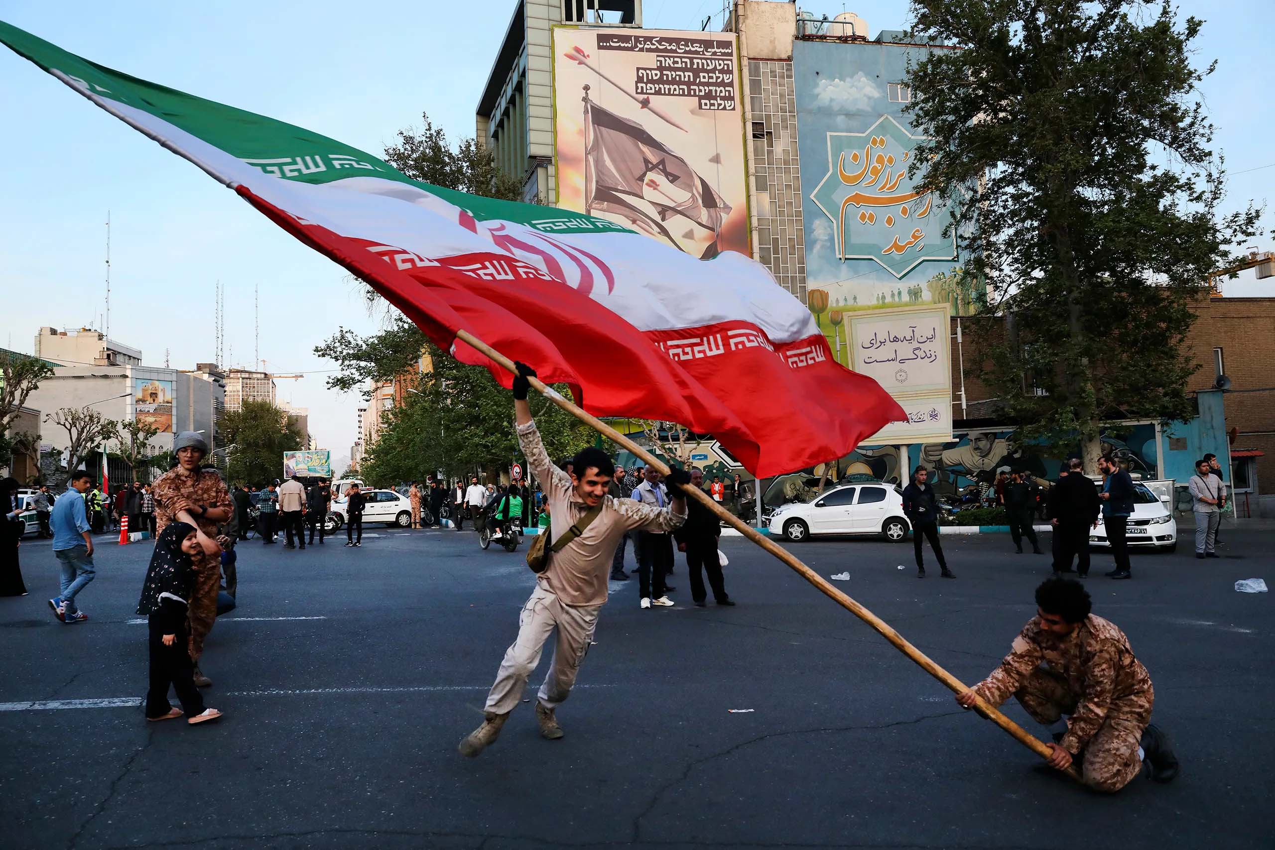 Iran assesses new US offers, says no retreat in ongoing talks