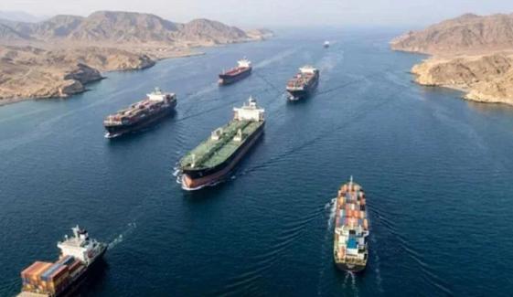 ایران نے آبنائے ہرمز دوبارہ بند کردی