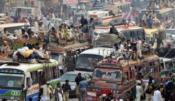 پنجاب، ٹرانسپورٹ کرایوں میں 6 فیصد تک فوری کمی کا اعلان