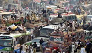 پنجاب، ٹرانسپورٹ کرایوں میں 6 فیصد تک فوری کمی کا اعلان