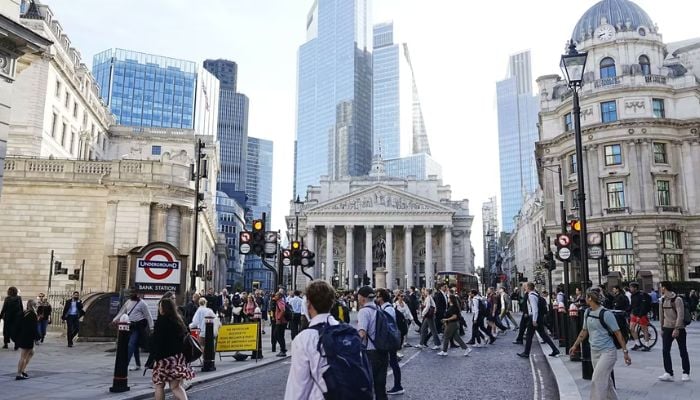 Business confidence hits its lowest point since the pandemic