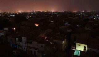 کراچی، مختلف علاقوں میں لوڈشیڈنگ 12 گھنٹوں سے تجاوز کرگئی