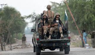 بنوں: سیکیورٹی فورسز کا آپریشن، خودکش حملے کے مرکزی سہولت کار سمیت 2 خوارج ہلاک