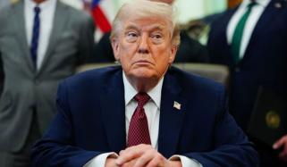 ٹرمپ کی غیر یقینی حکمتِ عملی: ایران جنگ ختم کرنے کی کوشش یا بڑھتا ہوا دباؤ؟