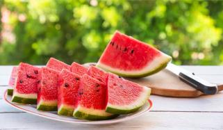 اوچ شریف تربوز کھانے کے بعد دودھ پینے سے دو کمسن بچے اور والد جاں بحق 