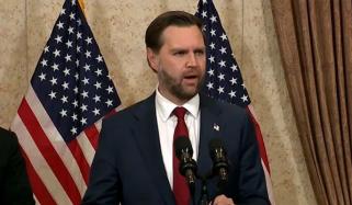 امریکا کے نائب صدر ایران سے مذاکرات کے لیے پاکستان روانہ نہیں ہوئے، خبر ایجنسی