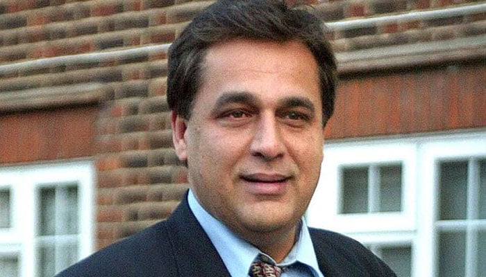 معروف ہارٹ سرجن ڈاکٹر حسنات کو جناح کارڈیک انسٹیٹیوٹ لاہور کا سربراہ لگایا جارہا ہے: ذرائع