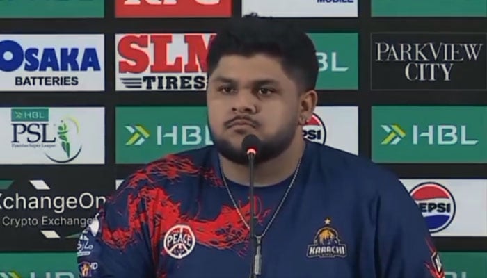 انجریز کا سامنا کرنا پڑا اس وجہ سے مومنٹم برقرار نہ رکھ سکے، اعظم خان - فوٹو اسکرین گریب